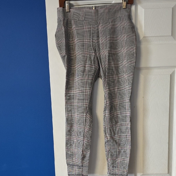 Time and Tru Pants - Time and Tru Women's Plaid Pants